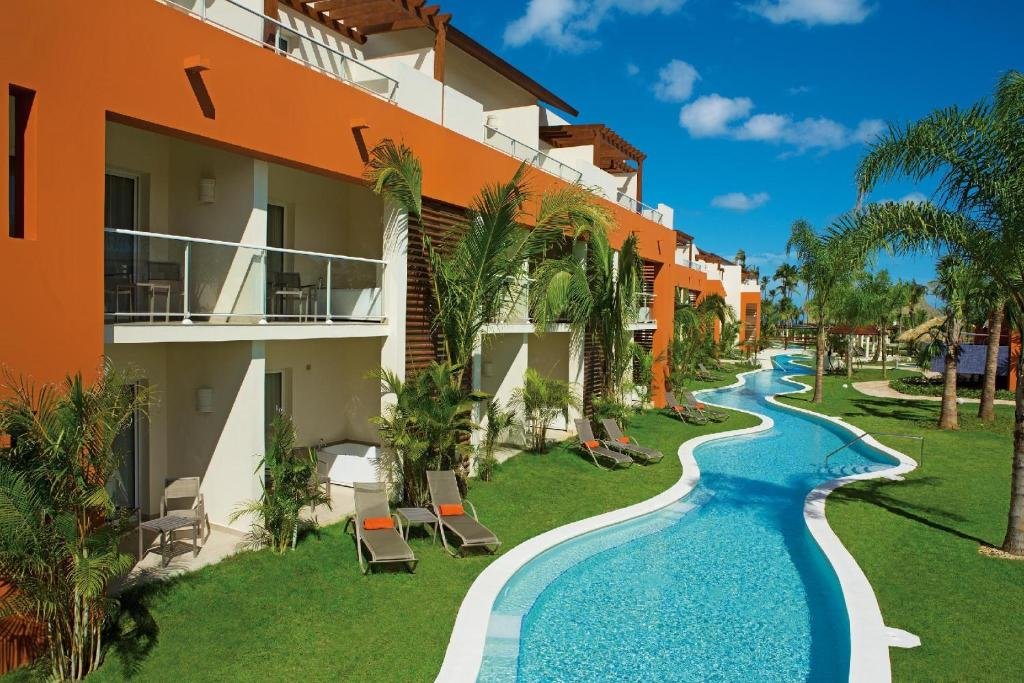 Freestyle party pool and swim-up bar at Breathless Punta Cana Resort & Spa
