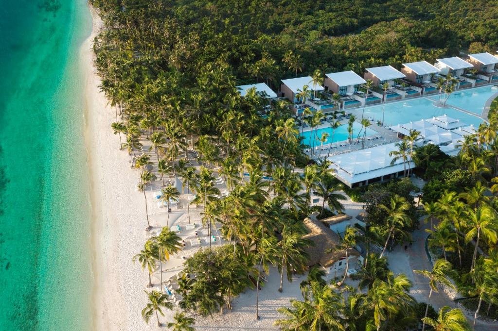 Beachfront infinity pool and Bali beds at Catalonia Royal Bavaro Adults Only