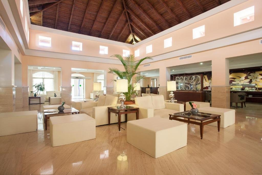 Junior Suite at Majestic Colonial Punta Cana before the 2026 renovation