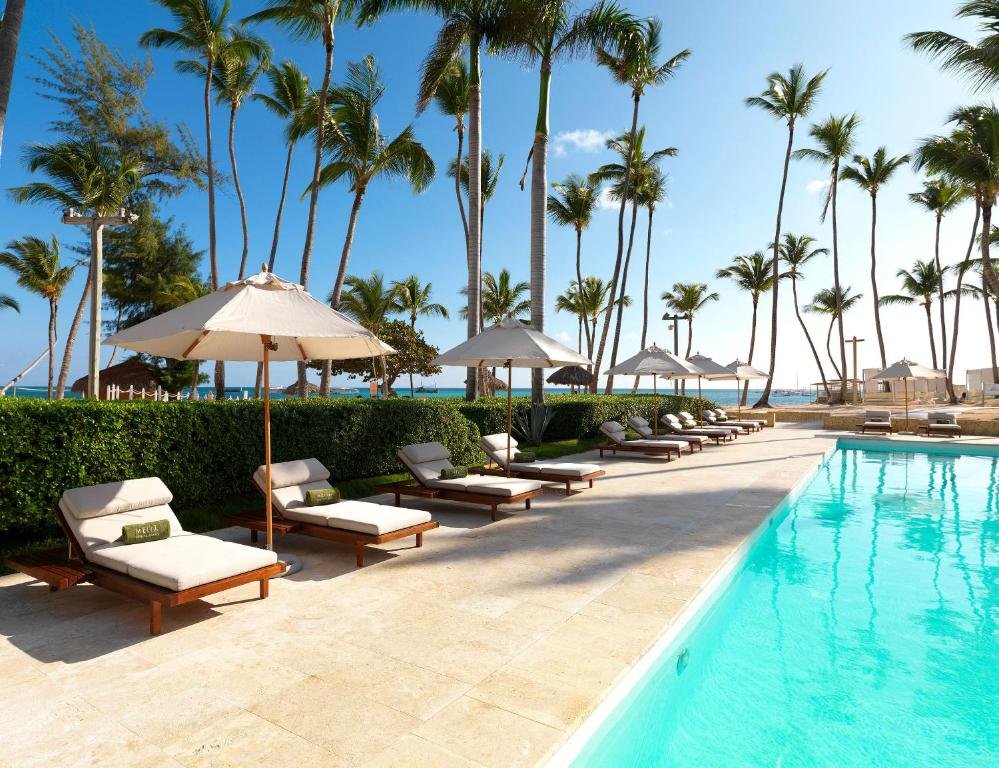 Resort amenities and beachfront views at Best Spa & Wellness Resorts in Punta Cana (2026): Hydrotherapy & Massages